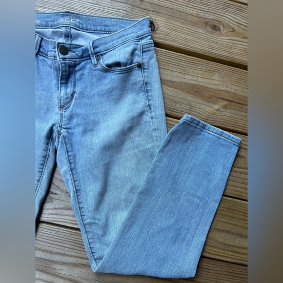 Ann Taylor Loft Modern Cuffed Cropped Jeans - Womens size 4/27 - Picture 5 of 9